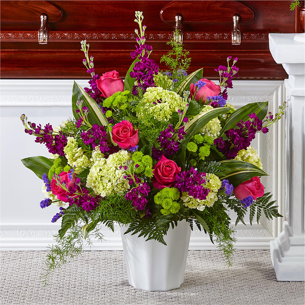 Beautiful Horizons Floor Basket – Albertsons Floral #0199, Boise ID