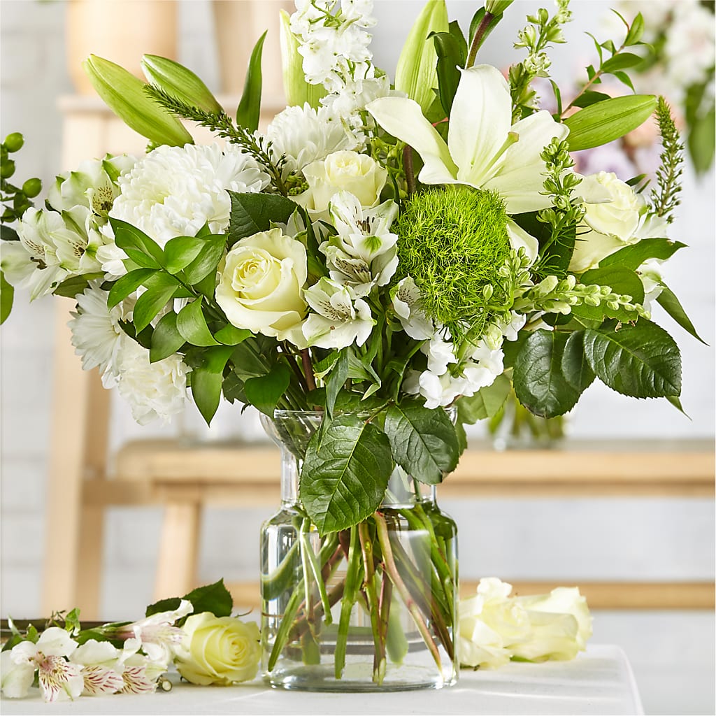 Classic Ivory – A Florist Original – Albertsons Floral #0199, Boise ID