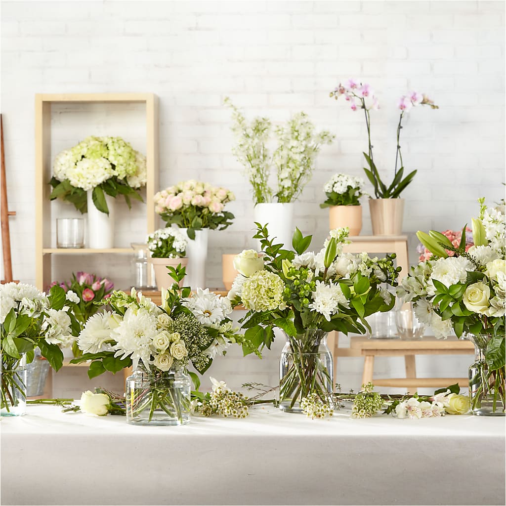 Classic Ivory – A Florist Original – Albertsons Floral #0199, Boise ID