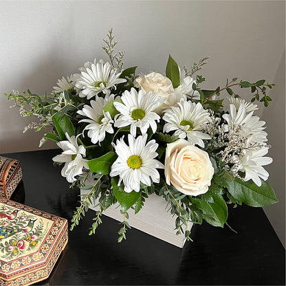 Fresh Linen Box Bouquet –  Albertsons Floral #0199, Boise ID
