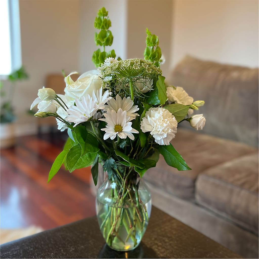 Classic Ivory – A Florist Original –  Albertsons Floral #0199, Boise ID