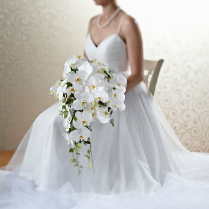 Classic White Bouquet –  Albertsons Floral #0199, Boise ID